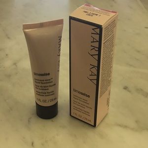 Mary Kay luminous-wear liquid foundation, Ivory 3
